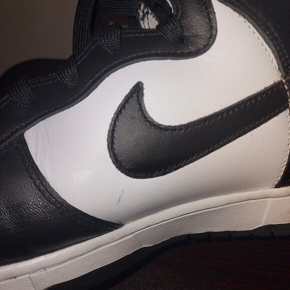 Nike Men's Dunk Hi Retro Sneakers 12.5M Lace Up Basketball Athletic Black White - Picture 16 of 16